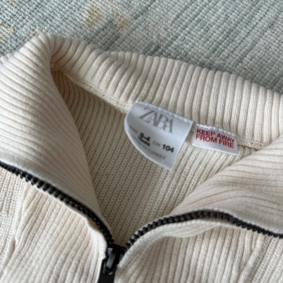 Zara half zip sweater - Picture 2 of 2
